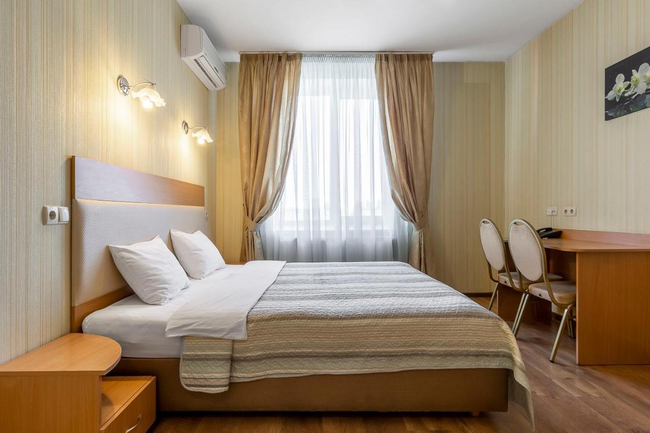Гостиница Siesta Киев Sofiivska Borshchahivka Dış mekan fotoğraf