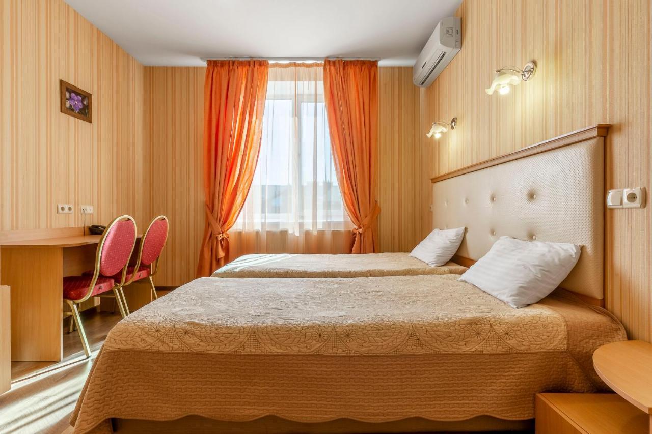 Гостиница Siesta Киев Sofiivska Borshchahivka Dış mekan fotoğraf