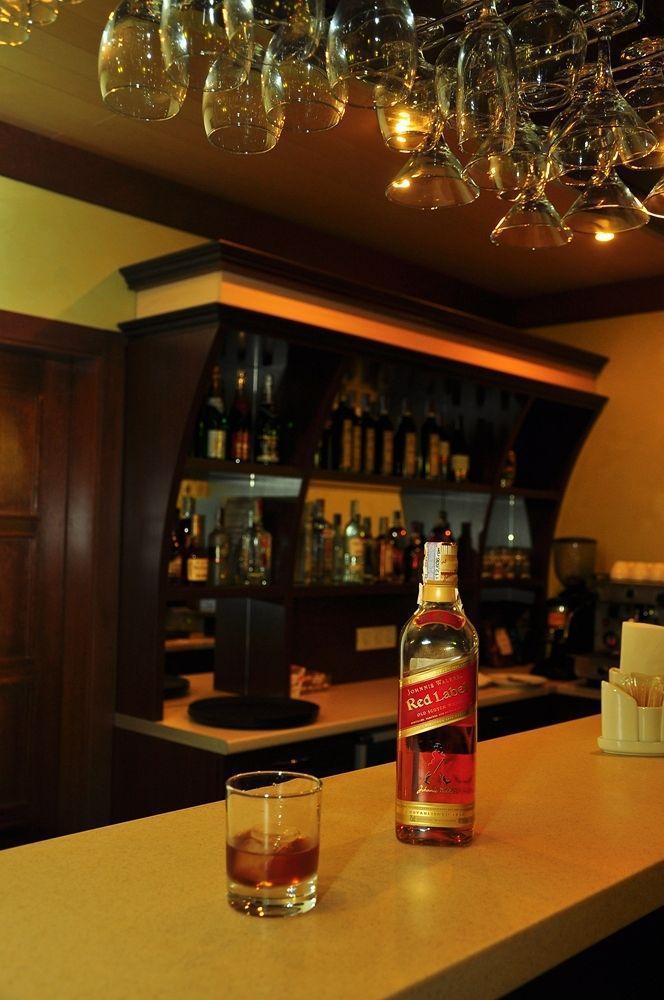 Гостиница Siesta Киев Sofiivska Borshchahivka Restoran fotoğraf